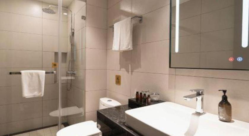 Home Inn Kunming Baita Road Exterior foto